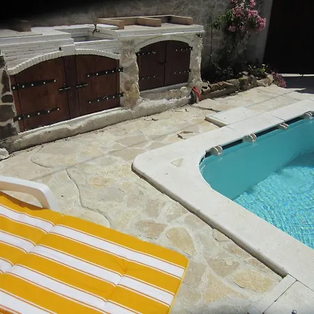 Appartamento Romantica In Mit Gemeinsamem Pool *