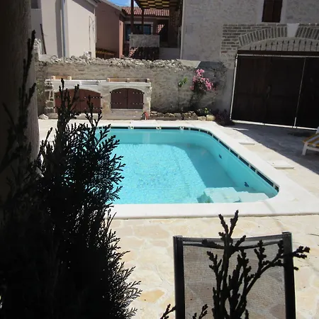 Romantica In Mit Gemeinsamem Pool * Zadar